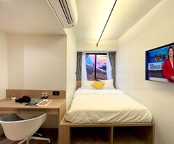 Beach Road (D7), Apartment #455820541